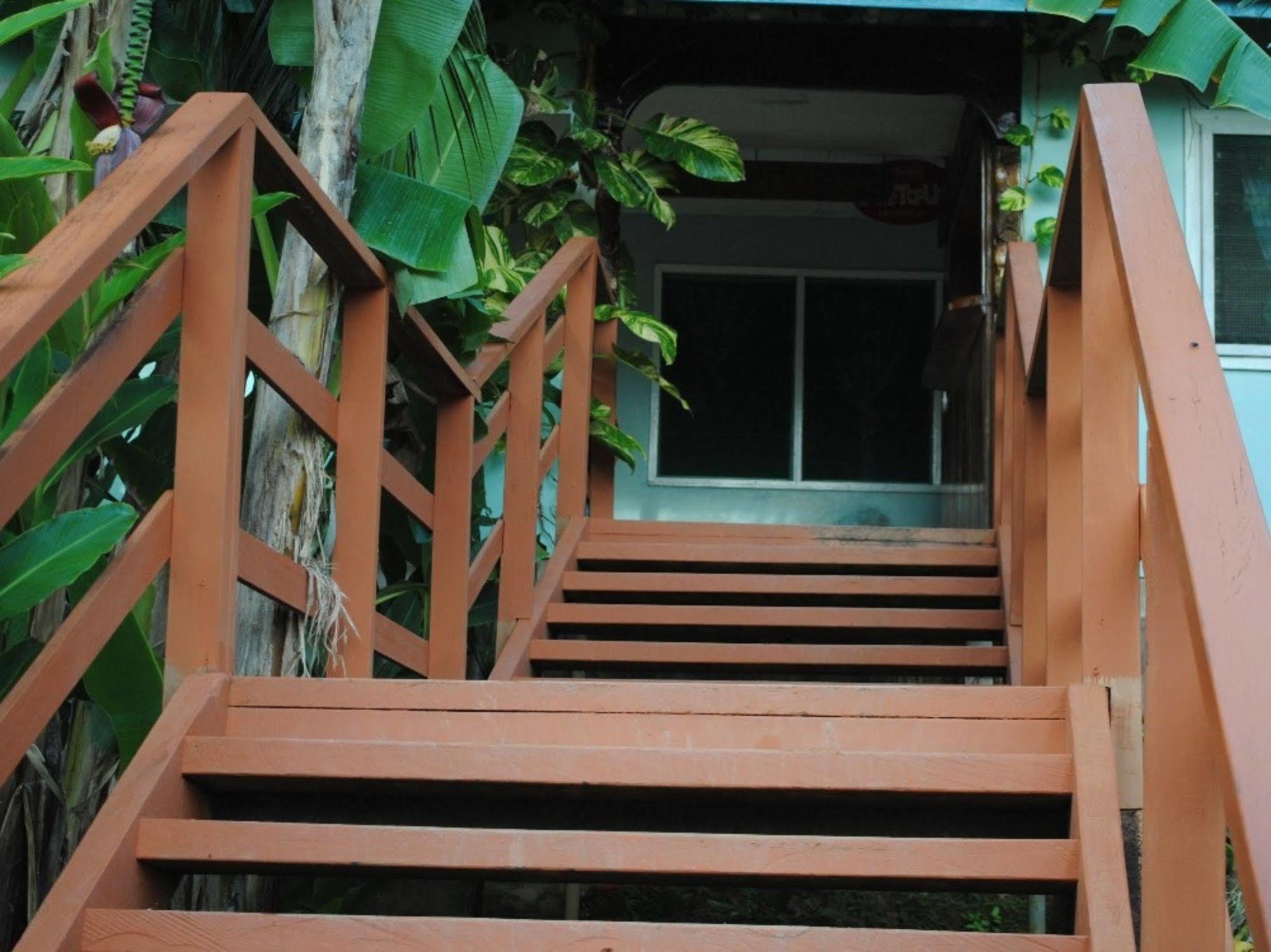 Rekona Lodge Gizo Exterior foto